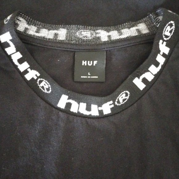 Huf black T-shirt with H on front and logo around neckline Sz L - Picture 7 of 7